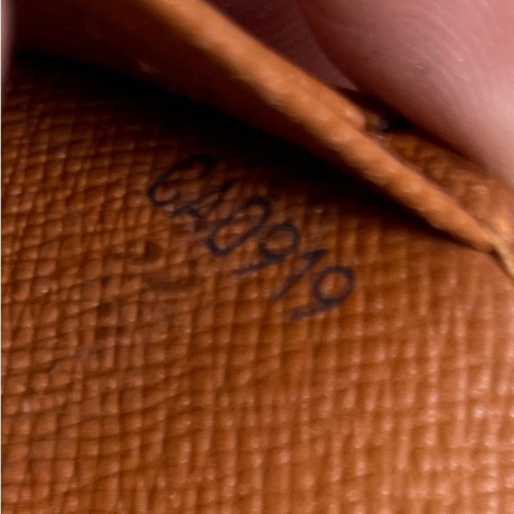 LOUIS VUITTON Monogram Porte Monnaie Billets Bifold Wallet with chain - Picture 11 of 11